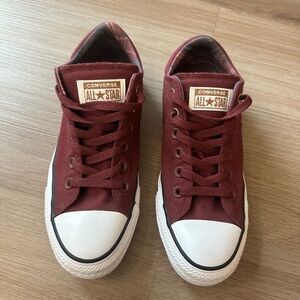 Converse Low Tops